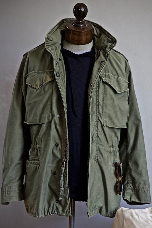 Romain | Veste field
