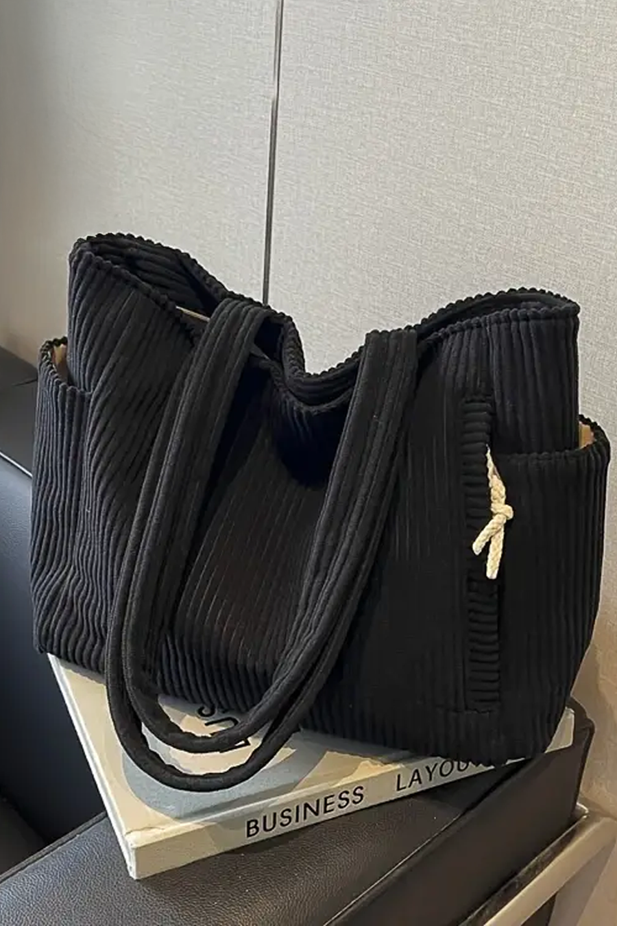 Tilda — Cabas en velours côtelé, détail cordon
