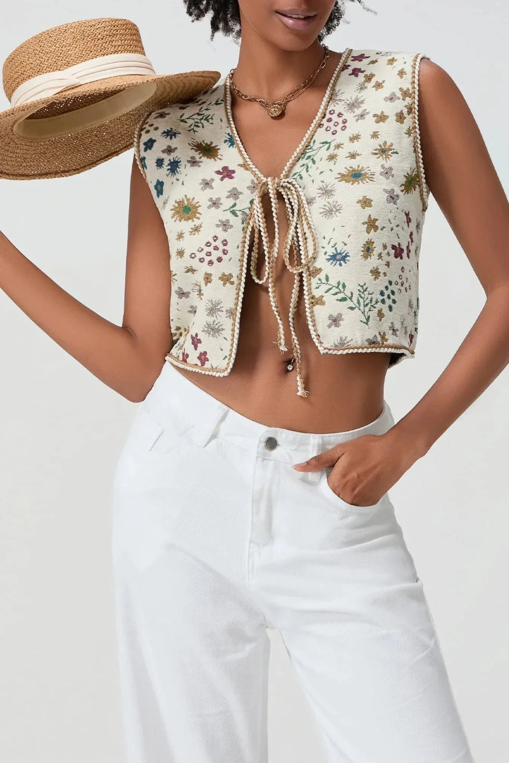 Nina | Gilet court sans manches à broderies florales pour femme